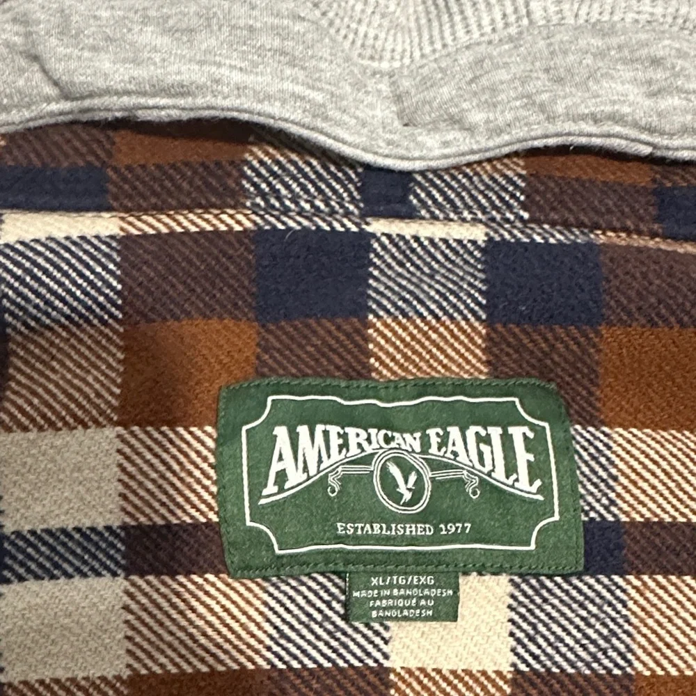 Plaid Hooded Men’s Flannel - Picture 2 of 5